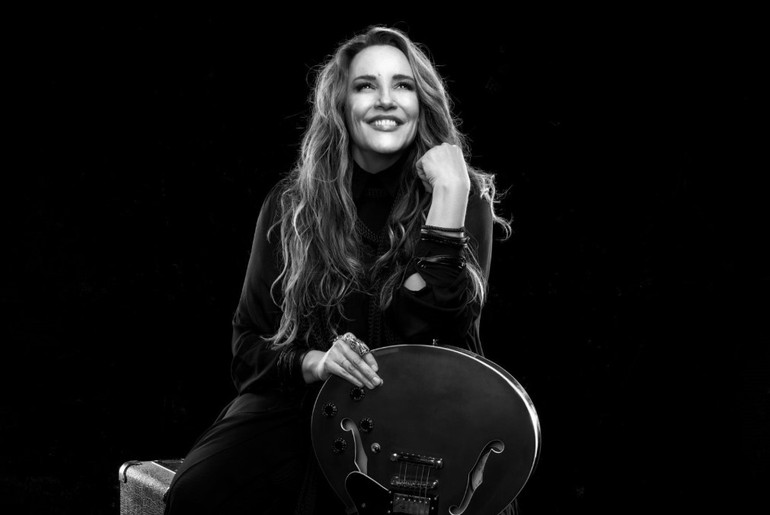 Ana Carolina trará turnê ‘25 Anas’ para Aracaju em 2026