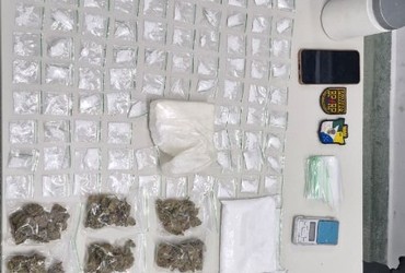 homem é preso com quase 1 kg de drogas no Santa Maria, Zona Sul de Aracaju