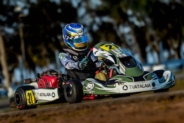TV Atalaia | Record leva emoção do kart às telas com transmissão da competição no dia 25 de abril