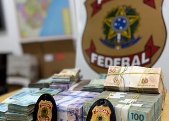 Dupla é presa em Carira com R$ 329 mil durante investigação por lavagem de dinheiro