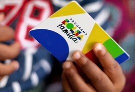 Caixa paga Bolsa Família com NIS de final 3; saiba mais