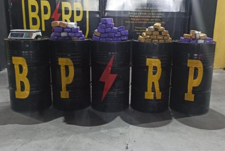 Polícia apreende 53 kg de maconha na zona expansão da capital