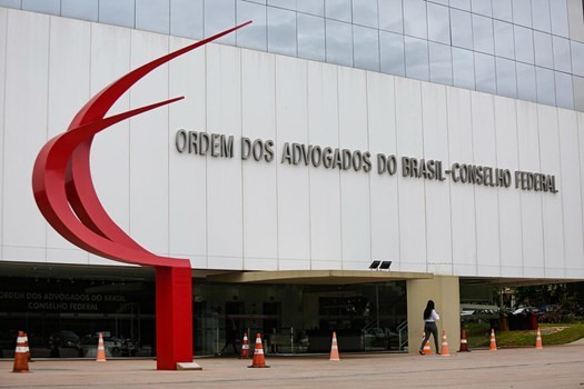 OAB Nacional pede apuração rápida e rigorosa sobre denúncia de estupro contra advogada em Sergipe
