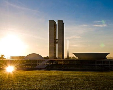 Câmara aprova projeto que facilita divisão de municípios para resolver disputas territoriais