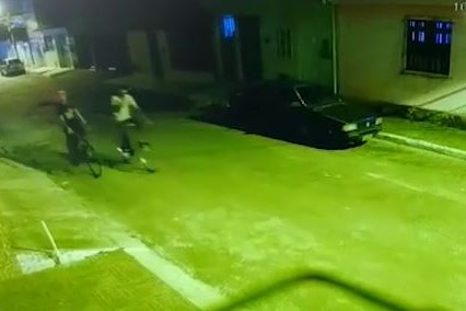 Polícia Civil divulga imagens dos suspeitos de assaltar Almir do Picolé e ameaçá-lo de morte em Aracaju