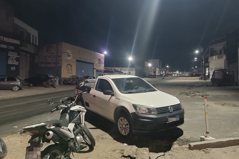 Colisão lateral entre carro e moto deixa motociclista ferido na SE-170, em Itabaiana