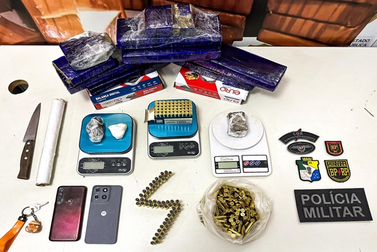 Duas mulheres são presas por tráfico de drogas e posse de munições em Aracaju