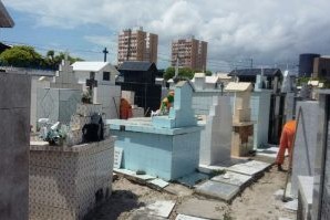 Ministério Público determina interdição de cemitérios clandestinos em Aracaju