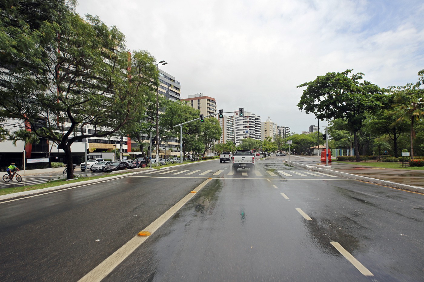 Defesa Civil emite alerta de chuvas de até 50 mm nas próximas 24h em Aracaju