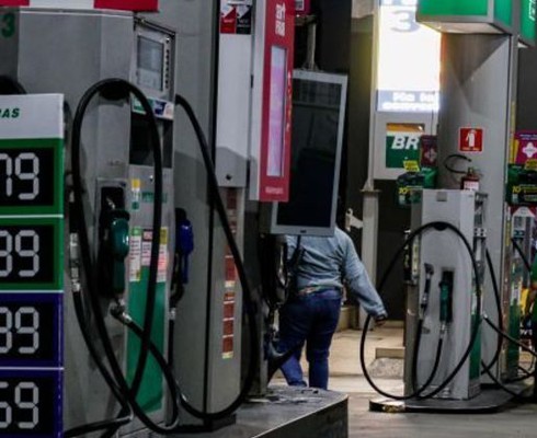 Após decisão do STF, Sergipe e 19 estados anunciam redução do ICMS sobre combustíveis