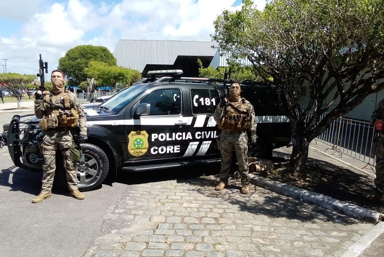 Duas mulheres suspeitas de assalto a  loja de celulares em Capela são presas em Aracaju