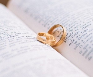 Vaticano reforça monogamia e critica poligamia e poliamor em nova nota doutrinária