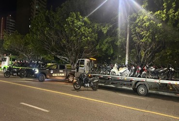 Operação da PM apreende 22 veículos por irregularidades no trânsito em Aracaju