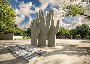 Universidades federais sofrem corte de R$ 488 milhões e alertam para risco à permanência estudantil