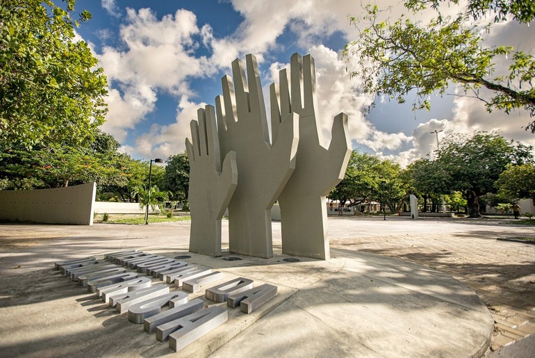 Universidades federais sofrem corte de R$ 488 milhões e alertam para risco à permanência estudantil