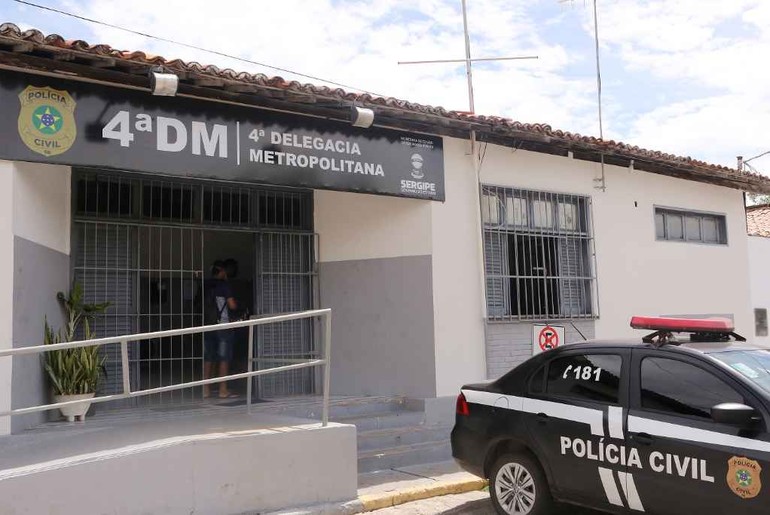 Guarda Municipal e ex-candidato a vereador são investigados por transitar pelados em Aracaju