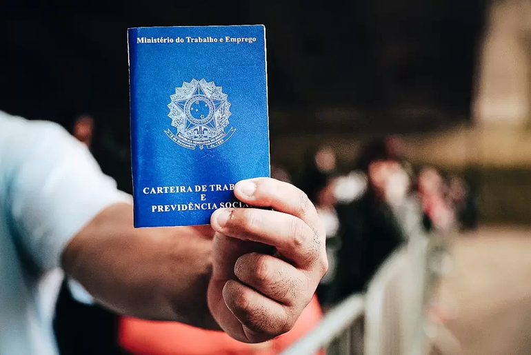 Sergipe tem queda histórica de 37% de taxa de desemprego