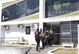 Investigado por participação na morte de farmacêutico em Aracaju se entrega à polícia