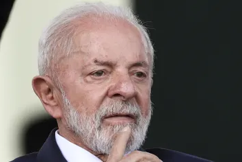 Governo Lula se mantém com 51% de desaprovação e 46% de aprovação, mostra pesquisa Quaest