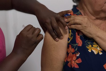 Dia D de vacinação acontece em 16 unidades de saúde de Aracaju neste sábado (28)