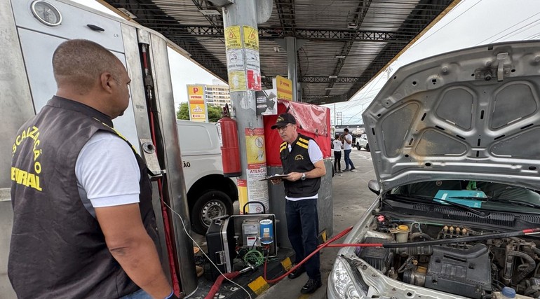 Seis bombas de combustível são interditadas em operação de fiscalização em Sergipe