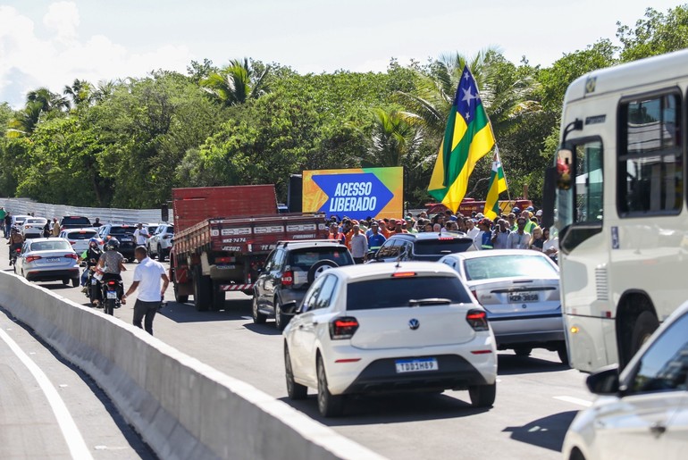 SMTT altera trânsito entre avenidas Nova Saneamento e Rio de Janeiro