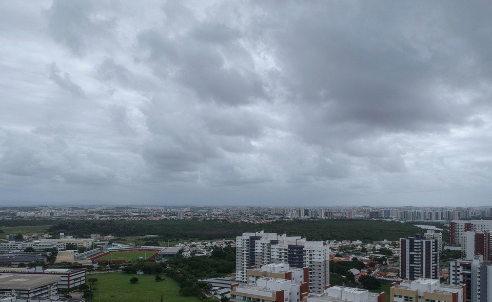 Alerta de chuva moderada é emitido para as próximas 24 horas em Aracaju