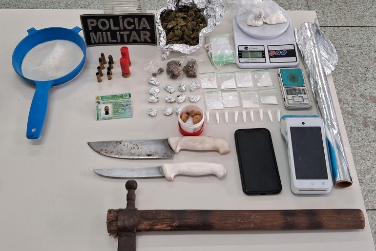 Condutor de carro é preso por tráfico de drogas na Zona Oeste de Aracaju
