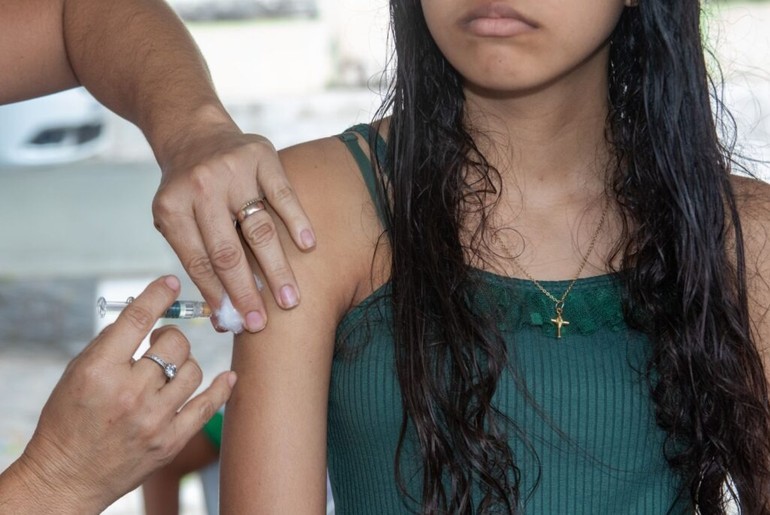 Vacinação contra dengue para crianças e adolescentes é ampliada em Sergipe