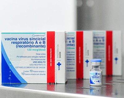 Sergipe recebe primeiro lote de vacina contra vírus associado à bronquiolite e pneumonia