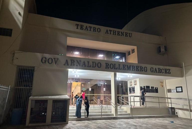 Simpósio e apresentações artísticas celebram 70 anos do Teatro Atheneu