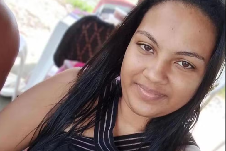 Mulher morre após ser esfaqueada em Capela