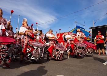 Bloco Batalá Sergipe "Oxente" leva batidas afro às ruas de Aracaju no dia 21