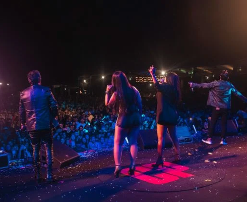 Banda Calcinha Preta lança DVD 'Como Não Amar?' com música em homenagem à Paulinha Abelha