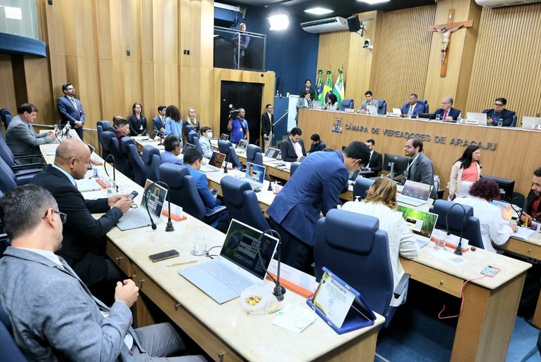 CMA aprova em primeira votação projeto que cria Programa de Escolas Cívico-Militares