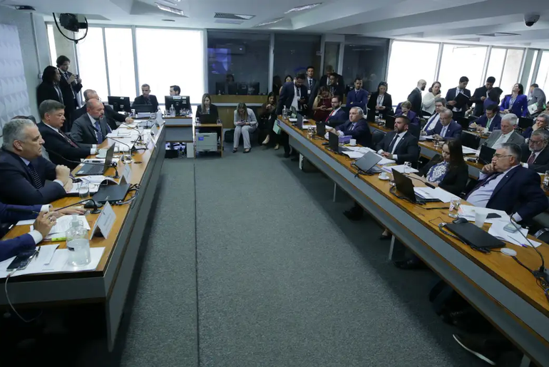 CPMI aprova quebra de sigilos em investigação sobre fraude bilionária no INSS