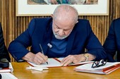 Lula sanciona lei que proíbe linguagem neutra no serviço público