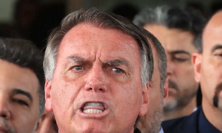 STF marca julgamento de Bolsonaro e aliados por tentativa de golpe de Estado
