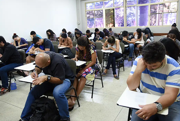 Encerram nesta sexta-feira (15) as inscrições para o Encceja 2026