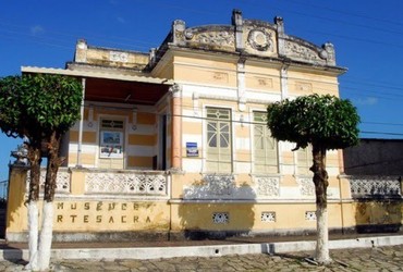 Museu de Arte Sacra de Laranjeiras abre exposição sobre a simbologia da cruz na arte cristã