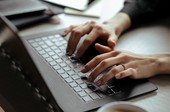 Programa oferece 679 vagas gratuitas para cursos de capacitação em Sergipe