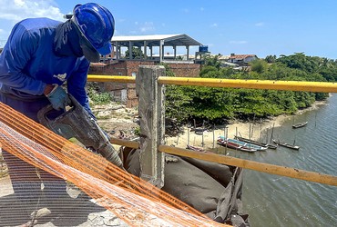Obras de recuperação da ponte sobre o Rio do Sal seguem em andamento com alteração no trânsito