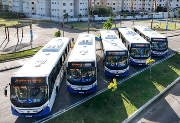Linhas especiais de ônibus serão ofertadas durante os festejos juninos na Orla da Atalaia