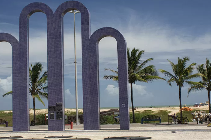 Eventos na Orla de Atalaia terão limite de horário e novas regras, decidem MP e Prefeitura