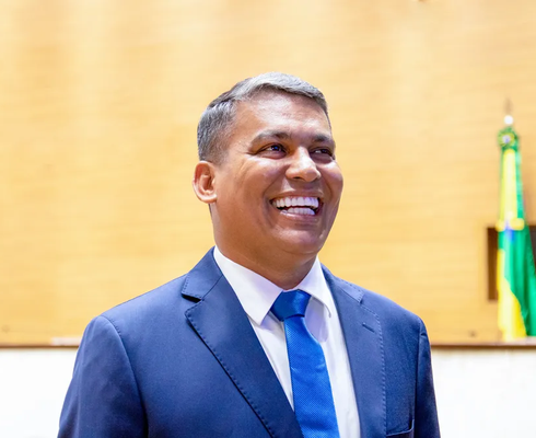 Deputado Estadual Pato Maravilha recebe alta médica