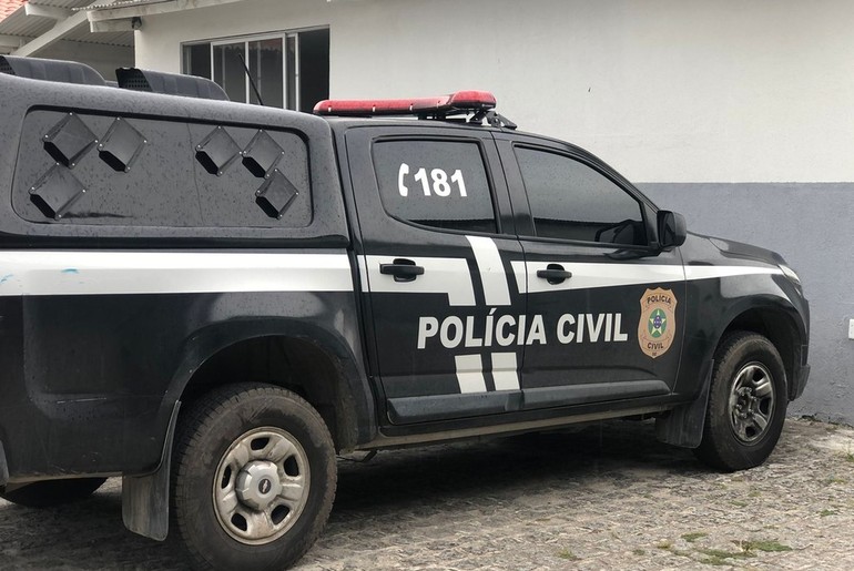 Suspeito é preso por ponto de venda de drogas em Campo do Brito