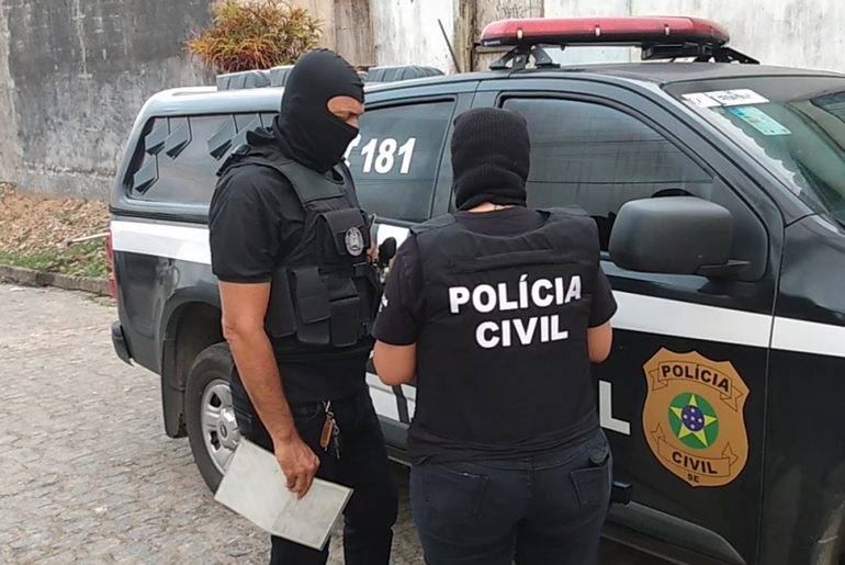 Mulher é presa por tráfico de drogas e dois adolescentes são apreendidos em feira livre de Lagarto