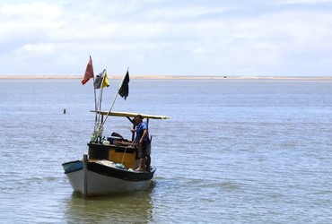 Pescadores artesanais começam a receber seguro-defeso retroativo