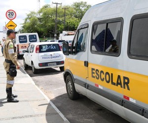 Câmara de Aracaju amplia idade máxima de veículos do transporte escolar