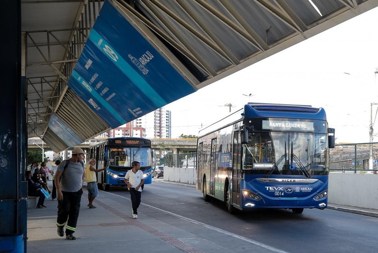 Prefeitura de Aracaju aciona Justiça por decisão do TCE sobre licitação do transporte público